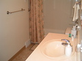 05 - BHH Tour Grace Bath 2.jpg